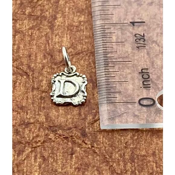 Waxing poetic insignia initial charm - Picture 8 of 12
